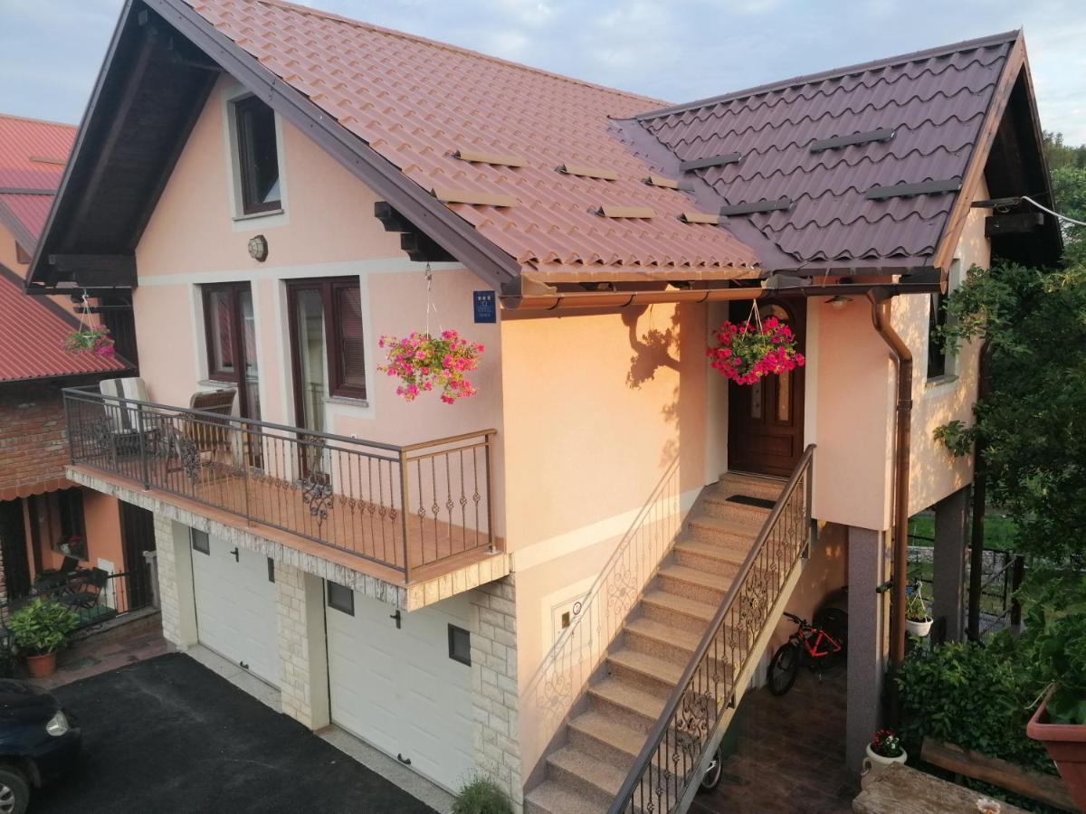 Holiday Home Lana Fuzine Luaran gambar