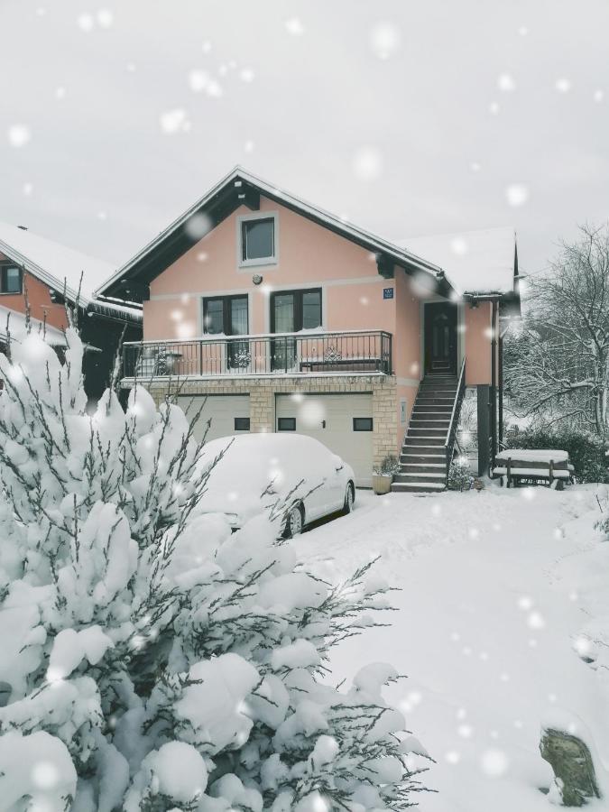 Holiday Home Lana Fuzine Luaran gambar