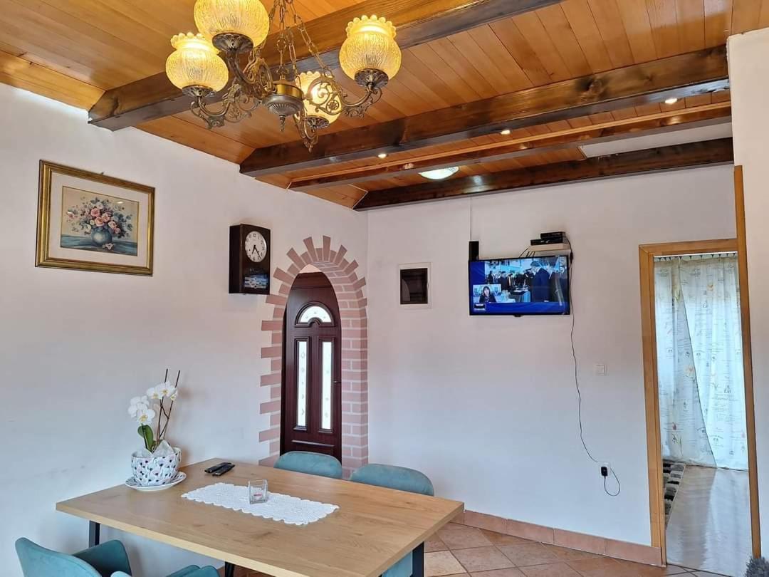 Holiday Home Lana Fuzine Luaran gambar